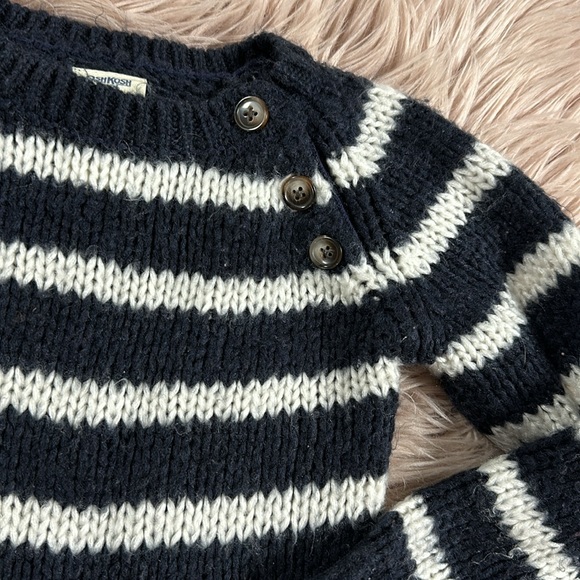 Neutral Knit Sweater with buttons ( very dark blue ) - Picture 2 of 3